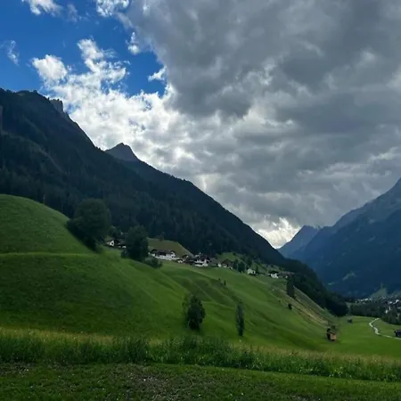 In Neustift Near Lift 아파트