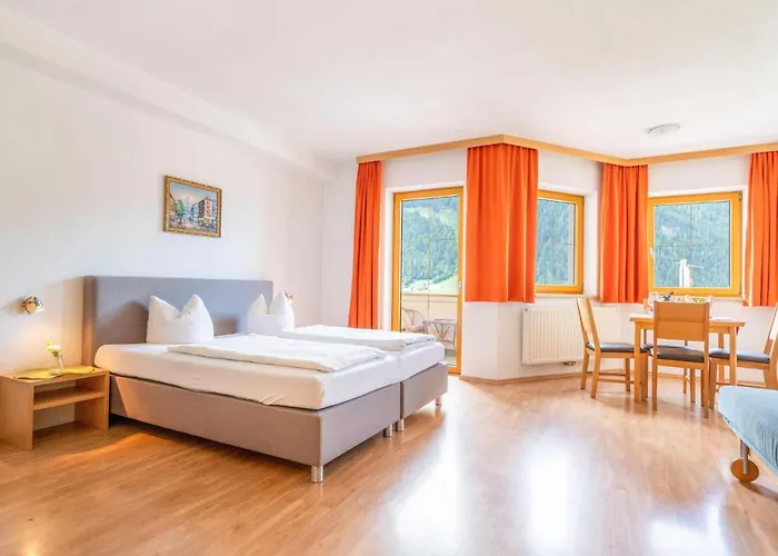 In Neustift Near Lift * Нойштифт-им-Штубайталь